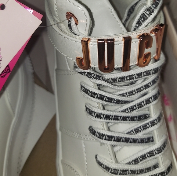 Juicy Couture Shoes - NEVER WORN JUICY COUTURE GOLD Dottie White HIGH TOP SHOE NIB FANCY SIZE 8 1/2